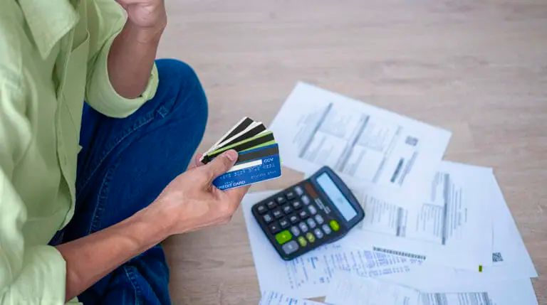 Como sair das dívidas de cartão de crédito